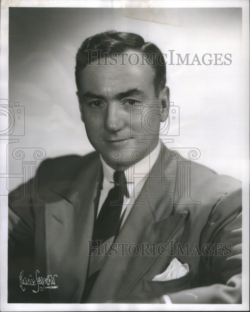 1947 Newspaper Reporter James Hurlbut - Historic Images