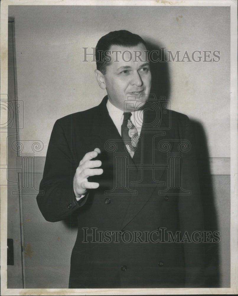 1950 Press Photo Russell Lambert Glencoe Moderator Human relation- RSA72183 - Historic Images