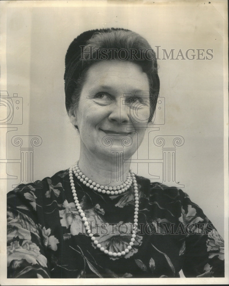 1964 Press Photo Dr Helen Lamb author Lecturer Dilemma Vietnam lectures - Historic Images