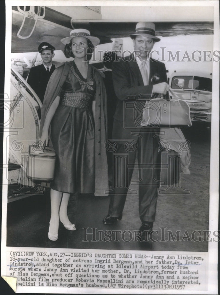 1957 Press Photo Ingrid Daughter Jenny Ann Lindstrom Bergman Peter- RSA72975 - Historic Images