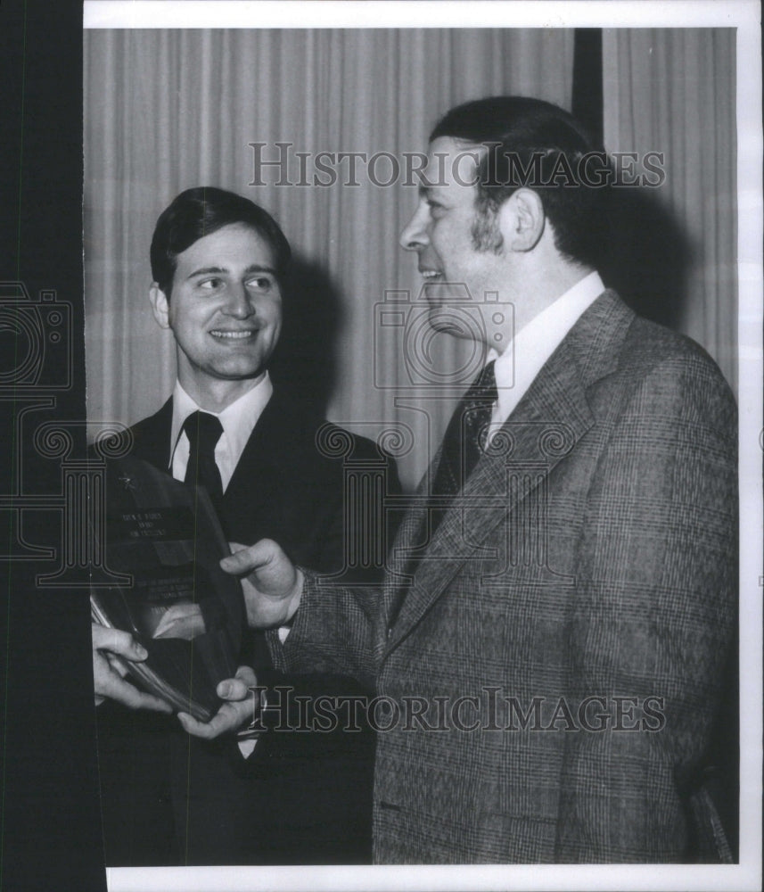 1974, Sheriff Richard Elrod awards David Fisher the Ervin Warren Awar - Historic Images