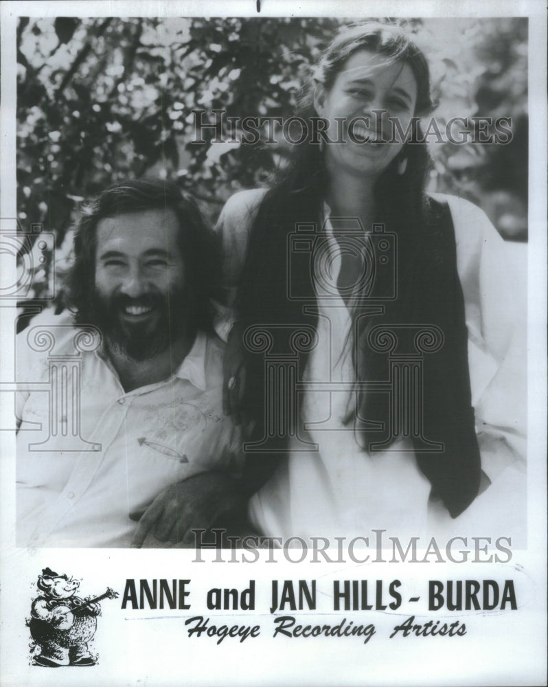 1982 Anne and Jan Hills - Historic Images