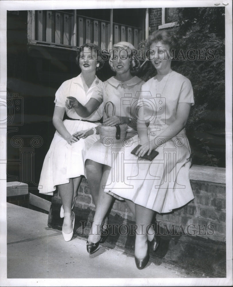 1959 Nancy McDonough debutante Nancy Kimball - Historic Images