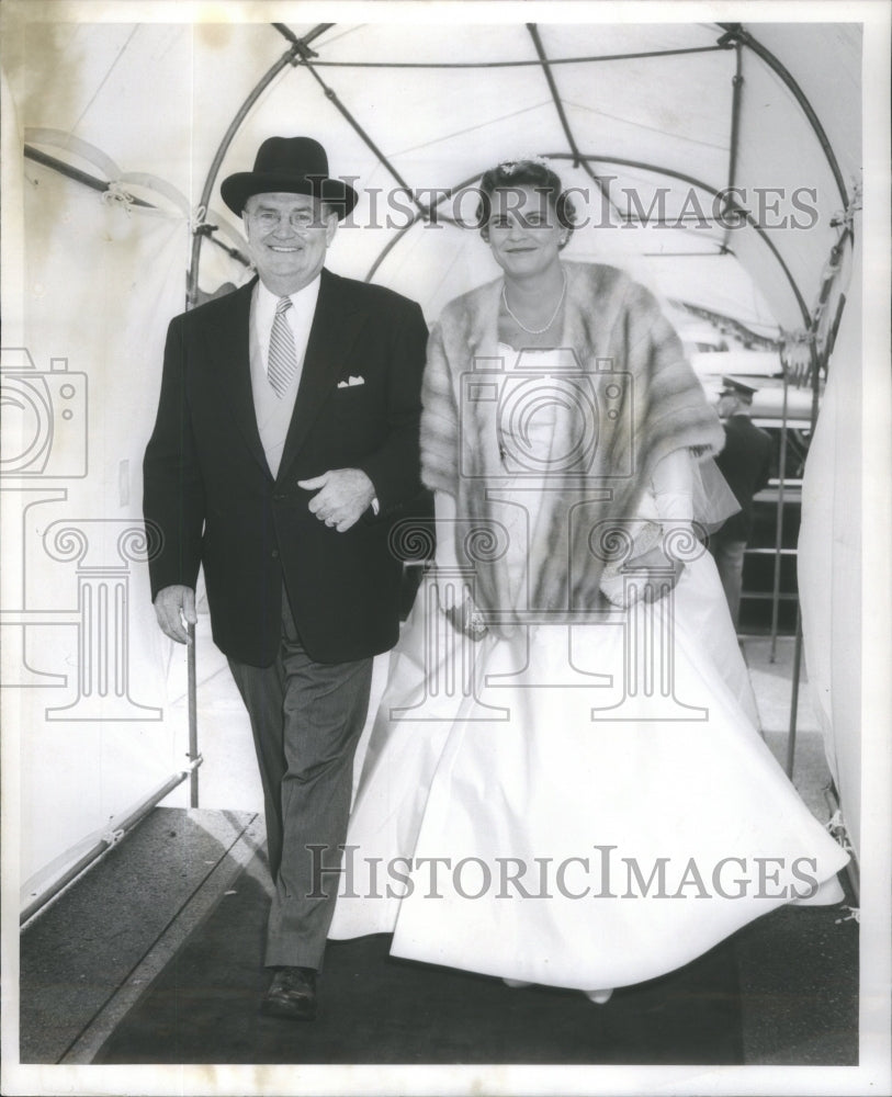 1957 Society Wedding At St Phillip Neri Church - Historic Images