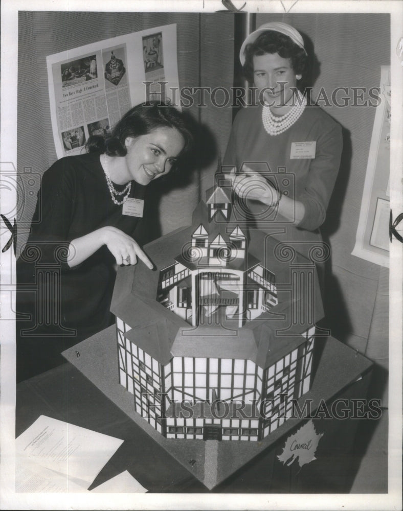 1960 Press Photo Miss Kathleen Kilday Chicago Taft High School Teacher - Historic Images