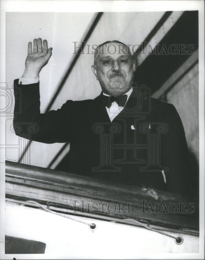 1941 Vice Admiral Alberto Lais Naval Attache In Italy Leaves US - Historic Images