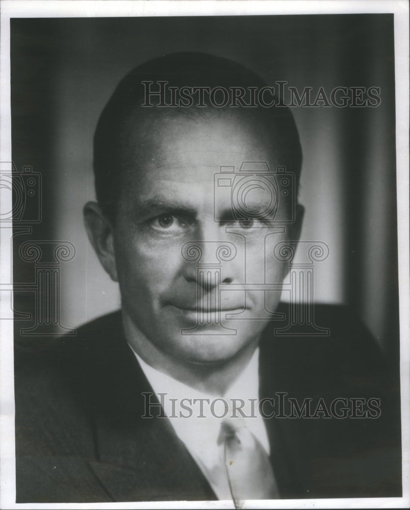 1968 Tom Killefer Vice President Finance General Counsel Chrysler - Historic Images