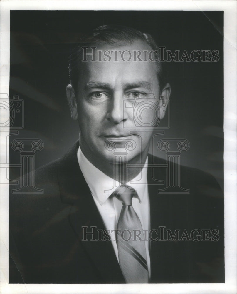 1973 Press Photo Pick Lambert Joseph Lambert Boulevard Bank Chicago- RSA75613 - Historic Images