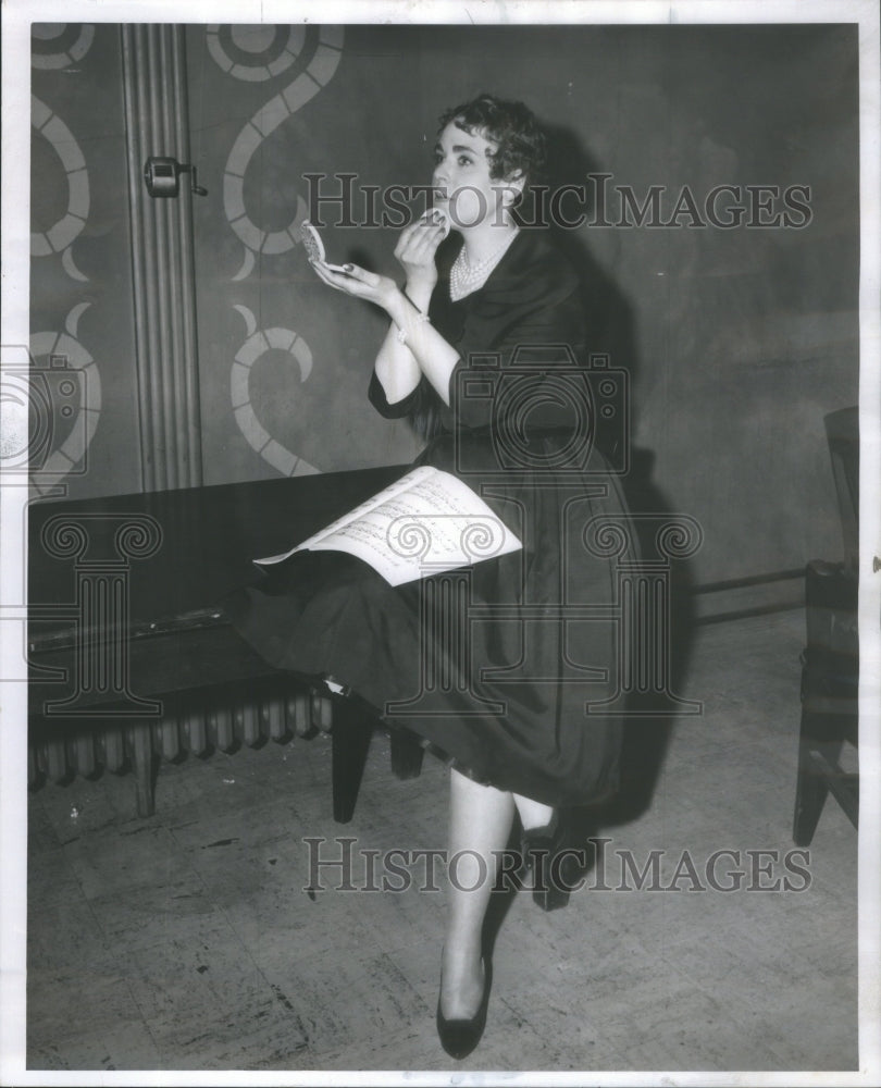 1958 Inez Lambert Warwick Ave Preliminary audition Lyrics Opera-Historic Images