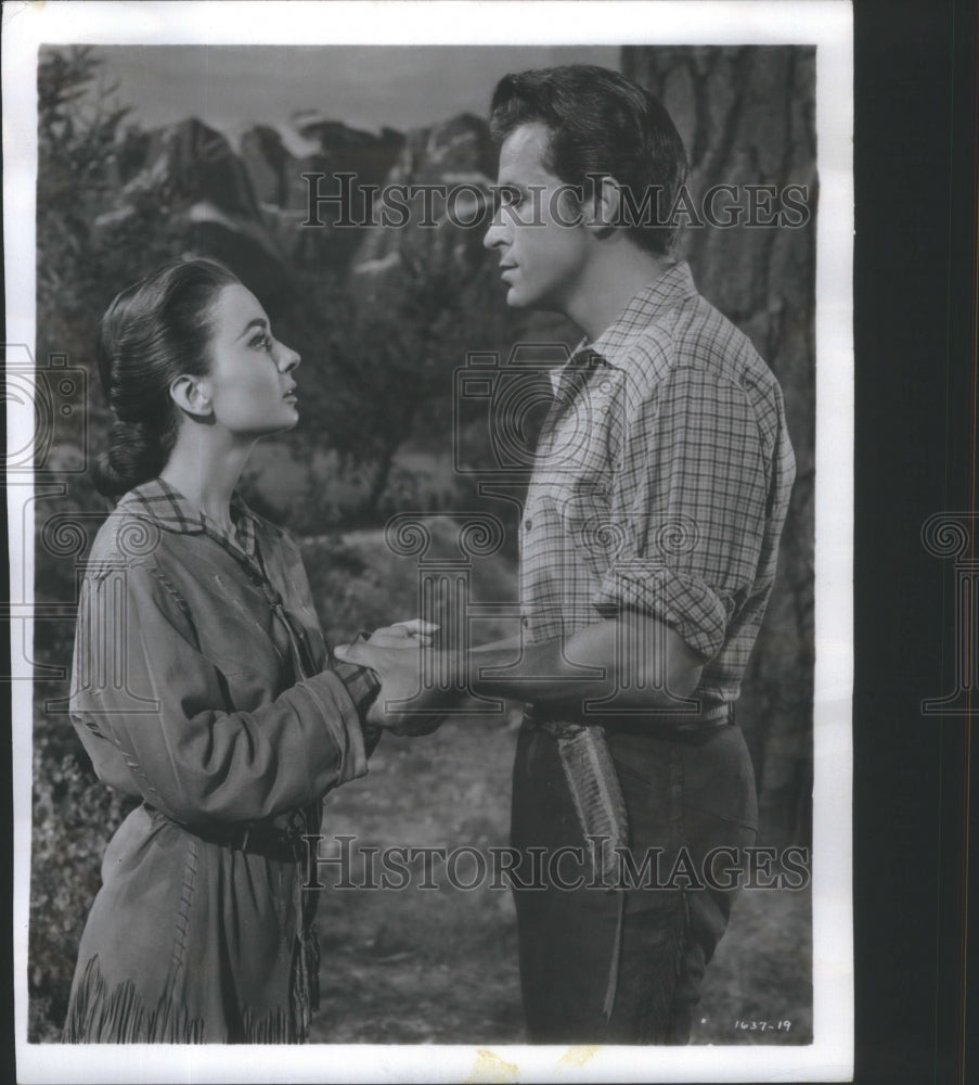 1954, Ann Blyth Howard Keel Fernando Lamas- RSA75795 - Historic Images