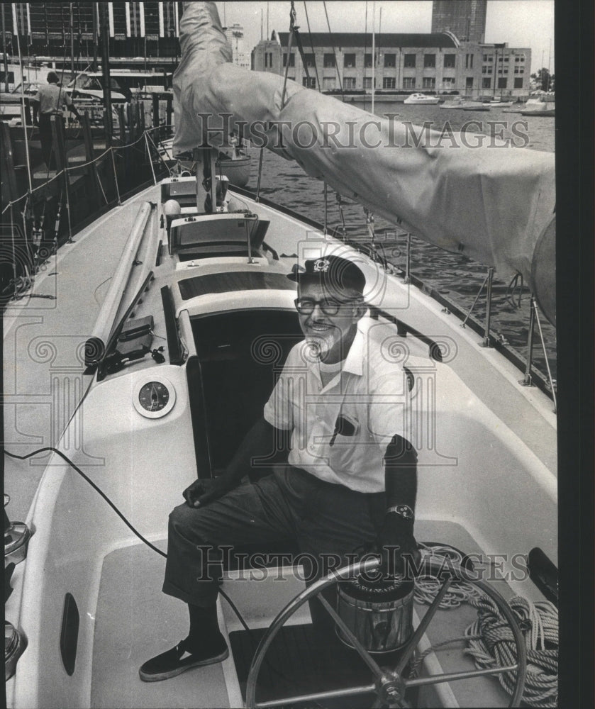 1968 John Laing Happy sailor boat Walt race Mackinac - Historic Images