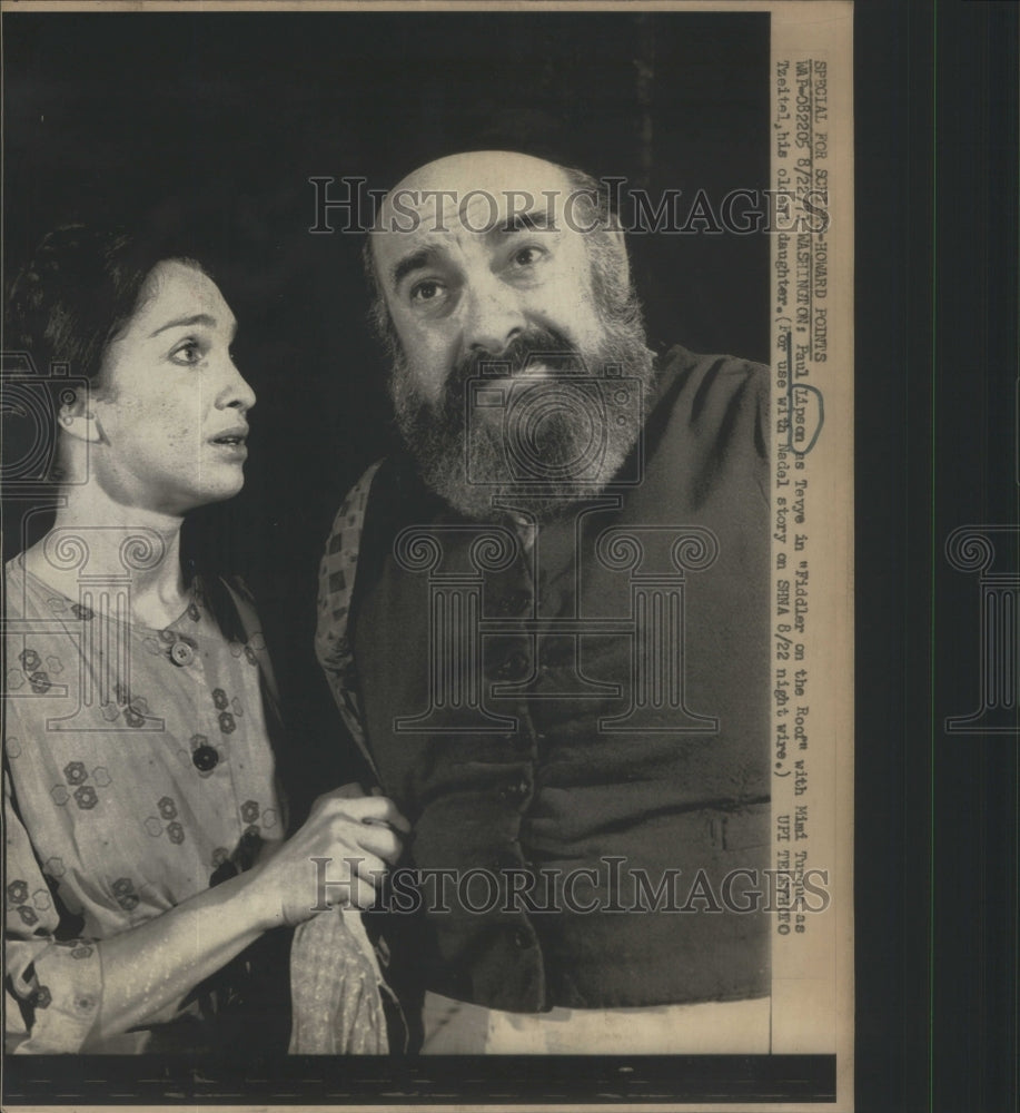 1973 Paul Lipson Tevye Fiddler Roff Mimi turque - Historic Images