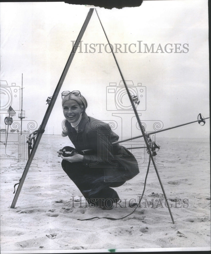 1969 Mrs. Richard Lione for the US Skiers Training Trust - Historic Images