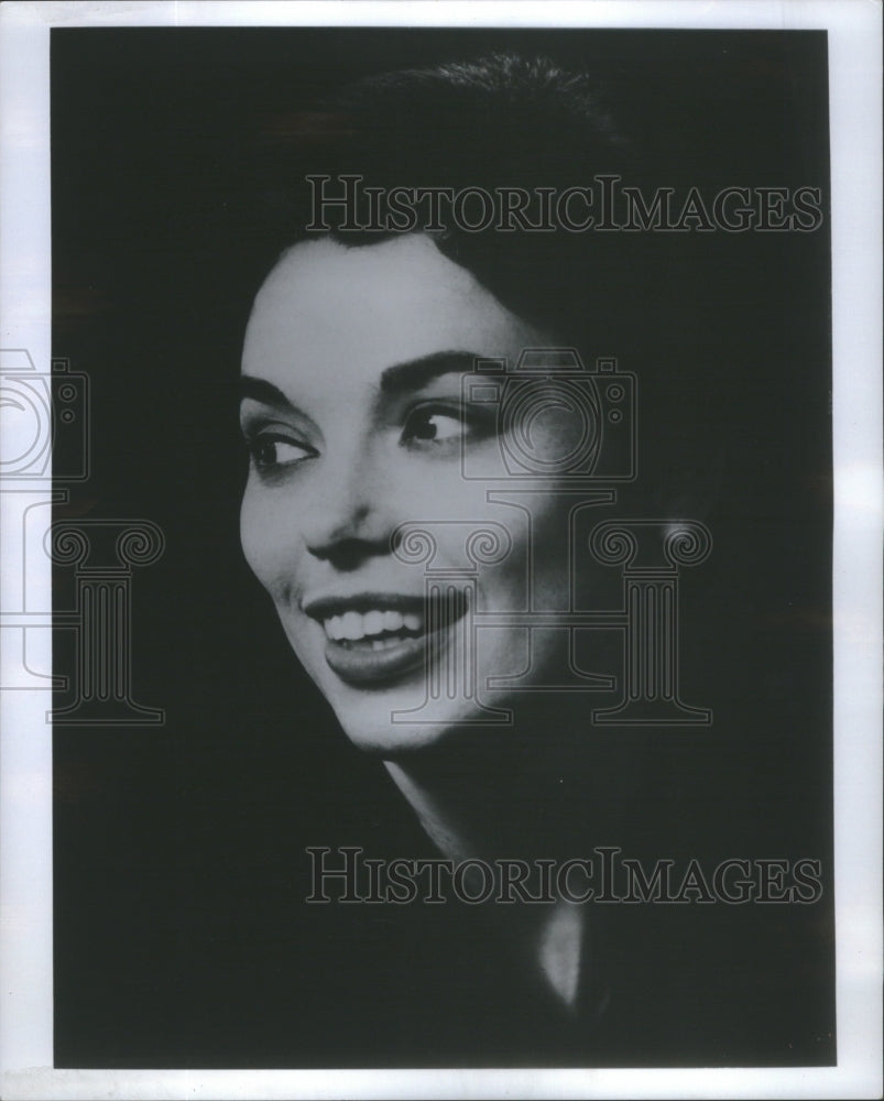 1967 Dorothy Krebill Mezzo Soprano - Historic Images