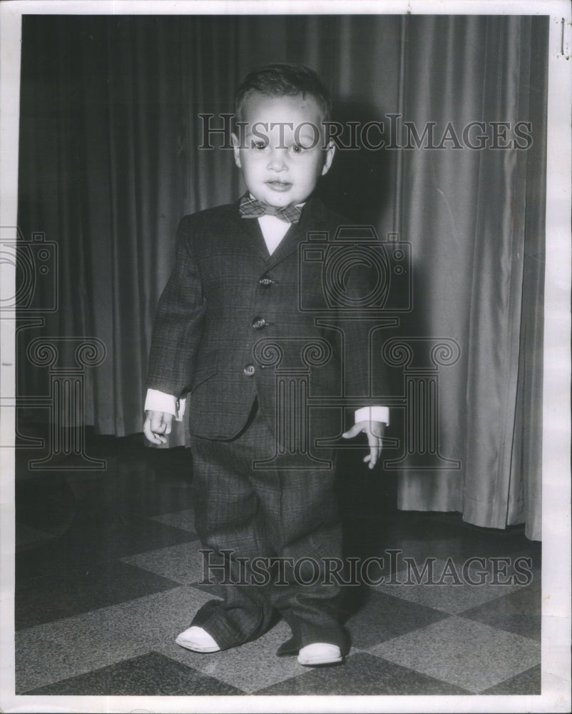 1962 Jay Krejesi pride big boy suit Sam Charles - Historic Images