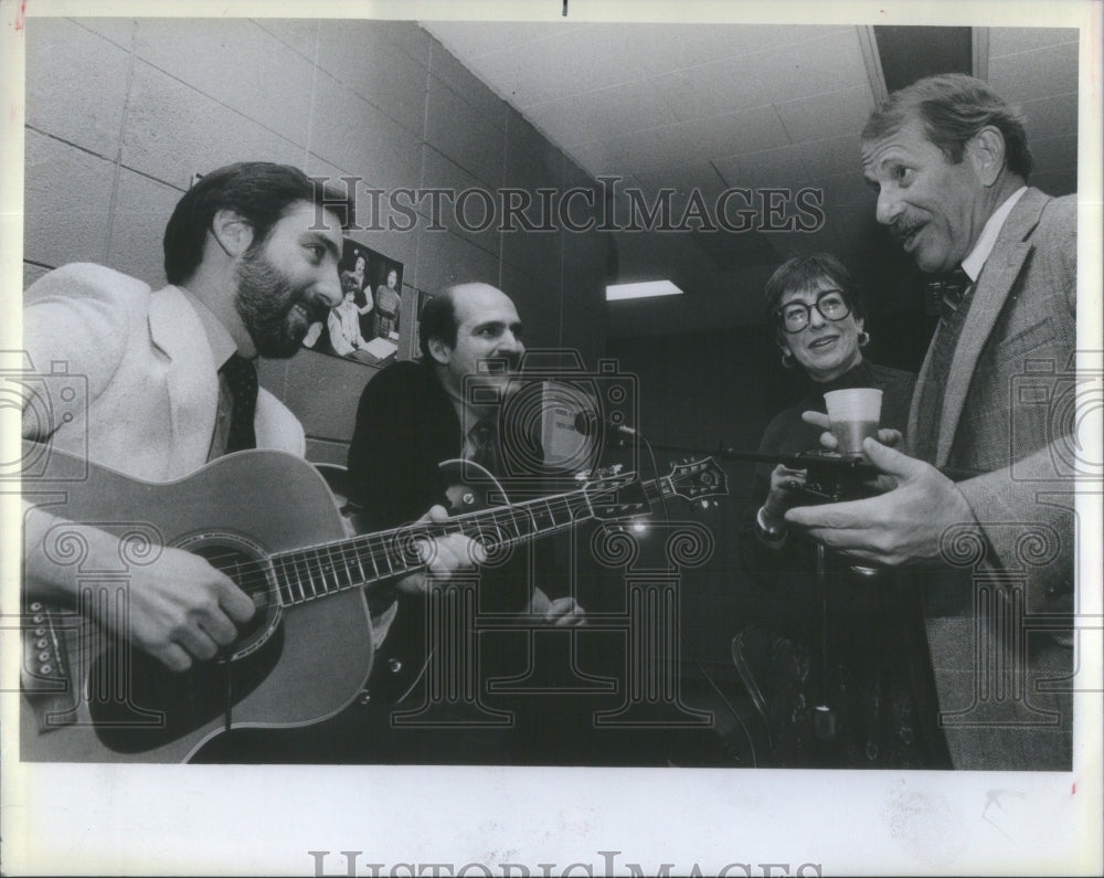 1984 Jim Hirch Wayne Hochberg director Old Town School Folk Music - Historic Images