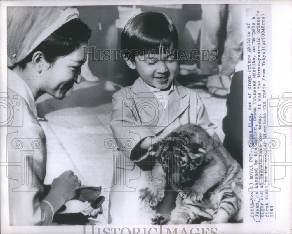 1963 Prince Hiro Pets Tiger Cub - Historic Images