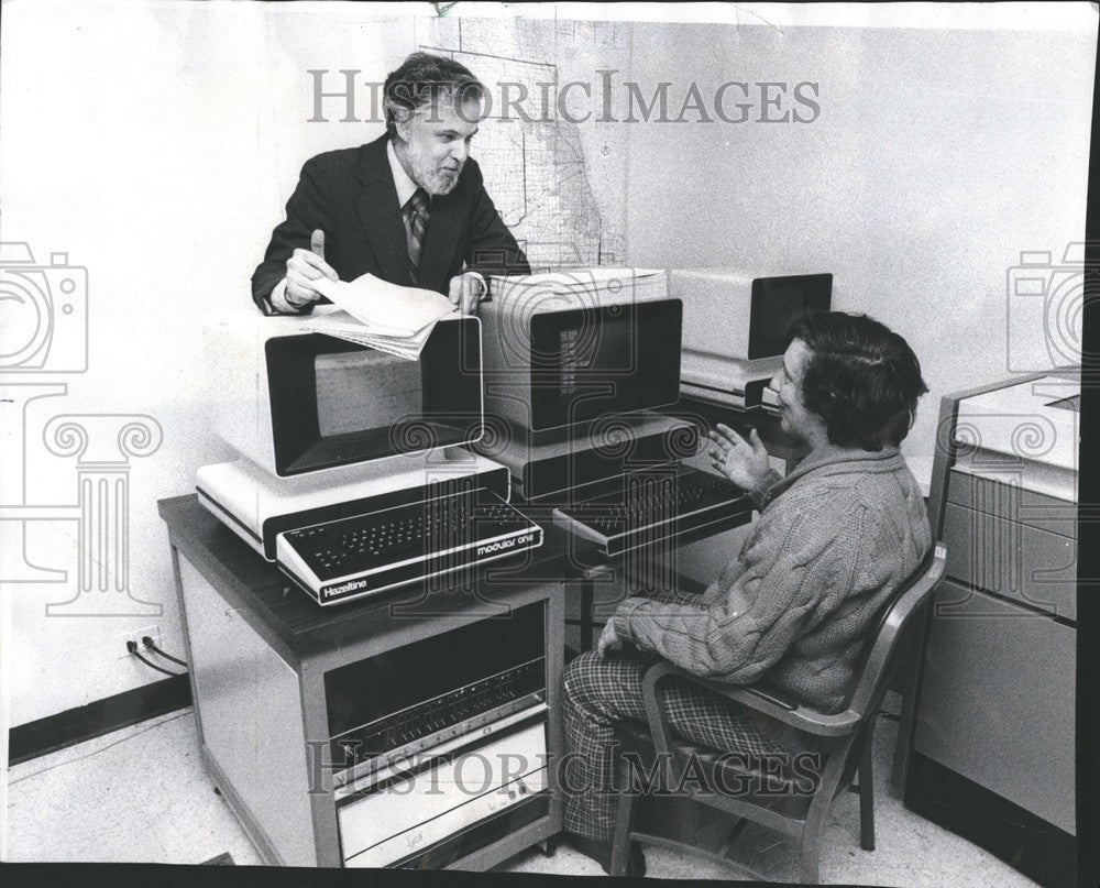 1977 New $60,000 Computer at CEDA - Historic Images