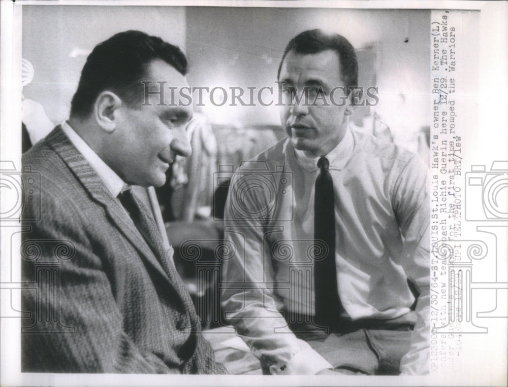 1964 Press Photo St. Louis Hawks Ben Kerner Richie Guerin - Historic Images