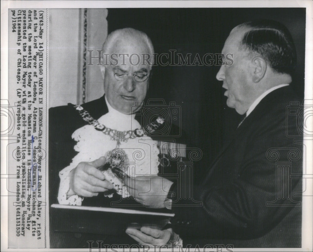 1964 Press Photo Mayor Richard Daley/Chicago/Alderman C. James Harman/England - Historic Images