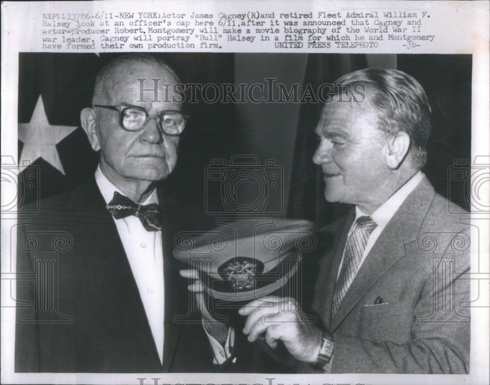 1957 Press Photo Actor-James Cagney Retire-Fleet William Hasley Look Officer Cap - Historic Images