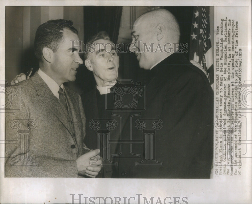 1958 Vice President Nixon Bela Varga Roman Catholic Churchman Priest - Historic Images