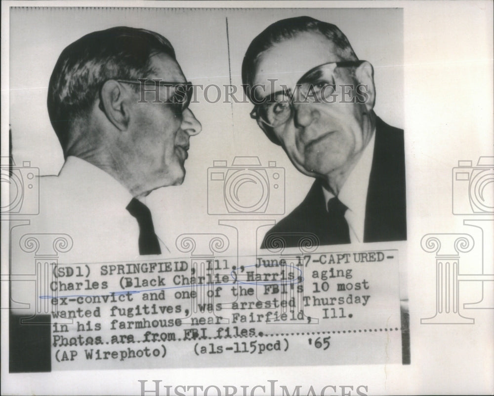 1965, Harris FBI Fugitive Arrest Thursday Farmhouse Fairfield Photo - Historic Images