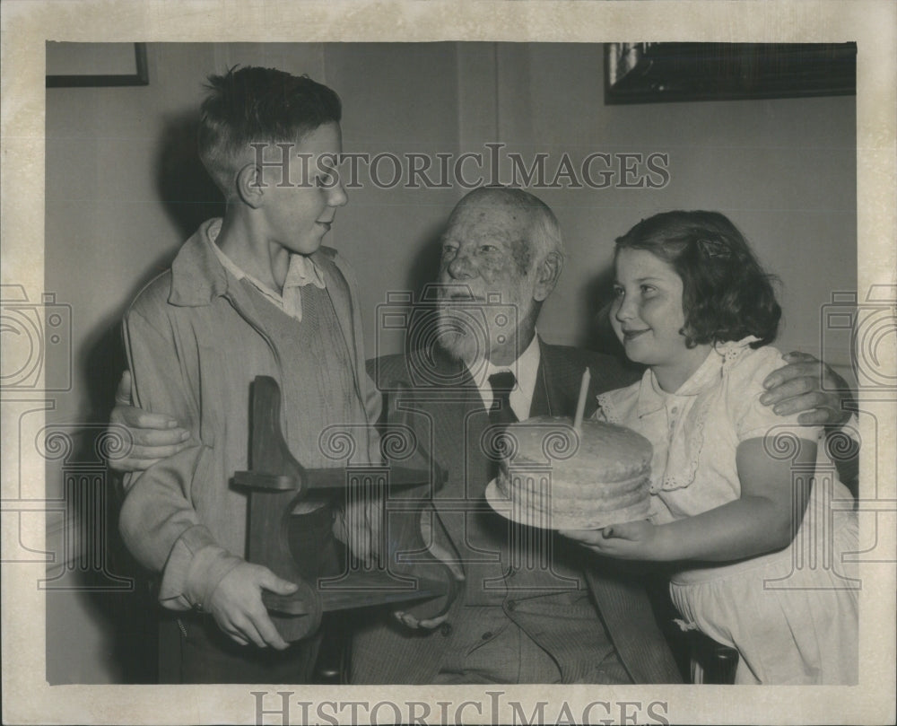 1953 Knick Knack Eugeania Wucki Harris Pineapple Brother Davis Cake-Historic Images