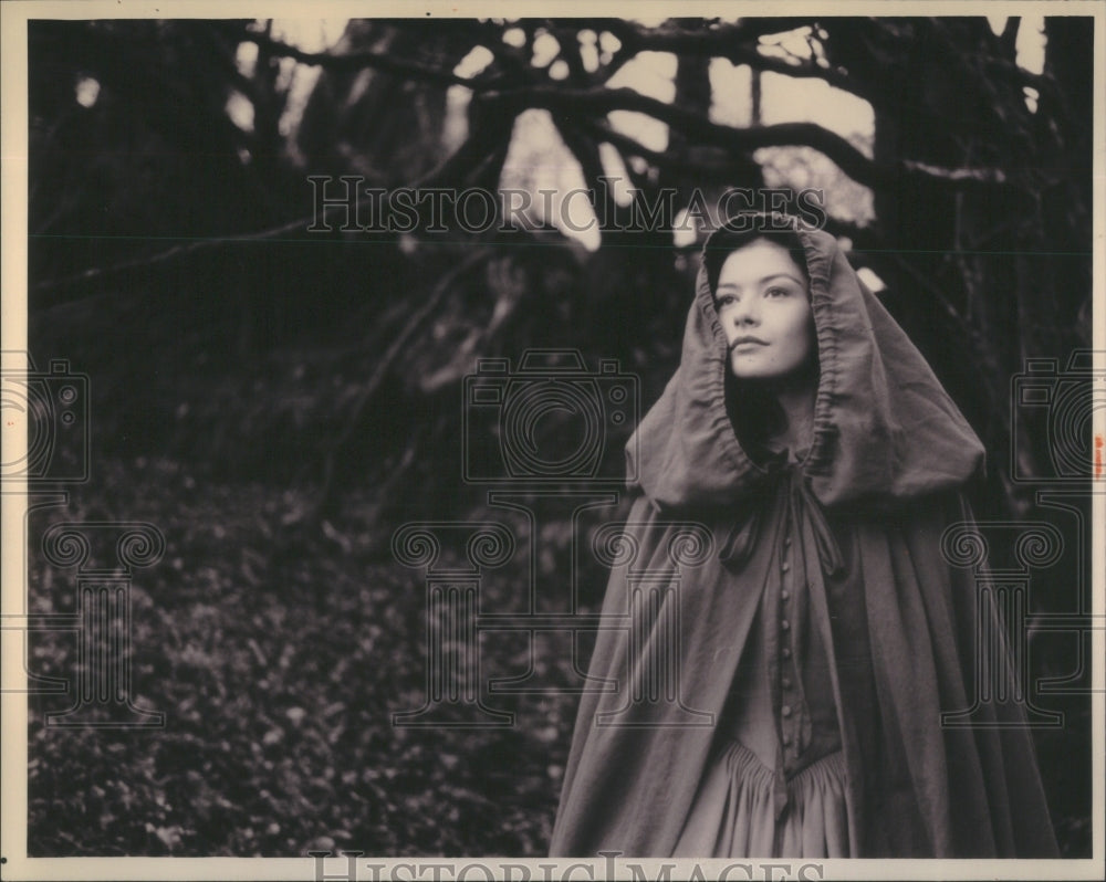 1994 Catherine Zeta-Jones Welsh Actress - Historic Images