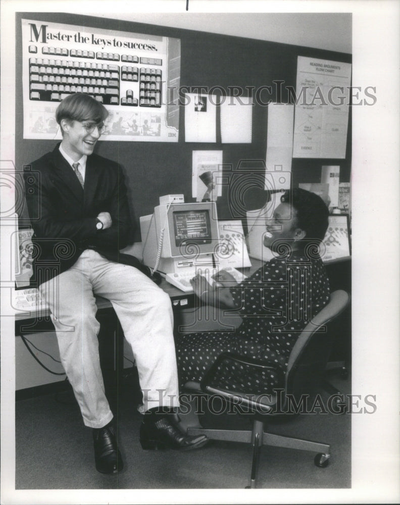 1989 Michael Lenzi Darlene Johnson Literacy Council Chicago - Historic Images