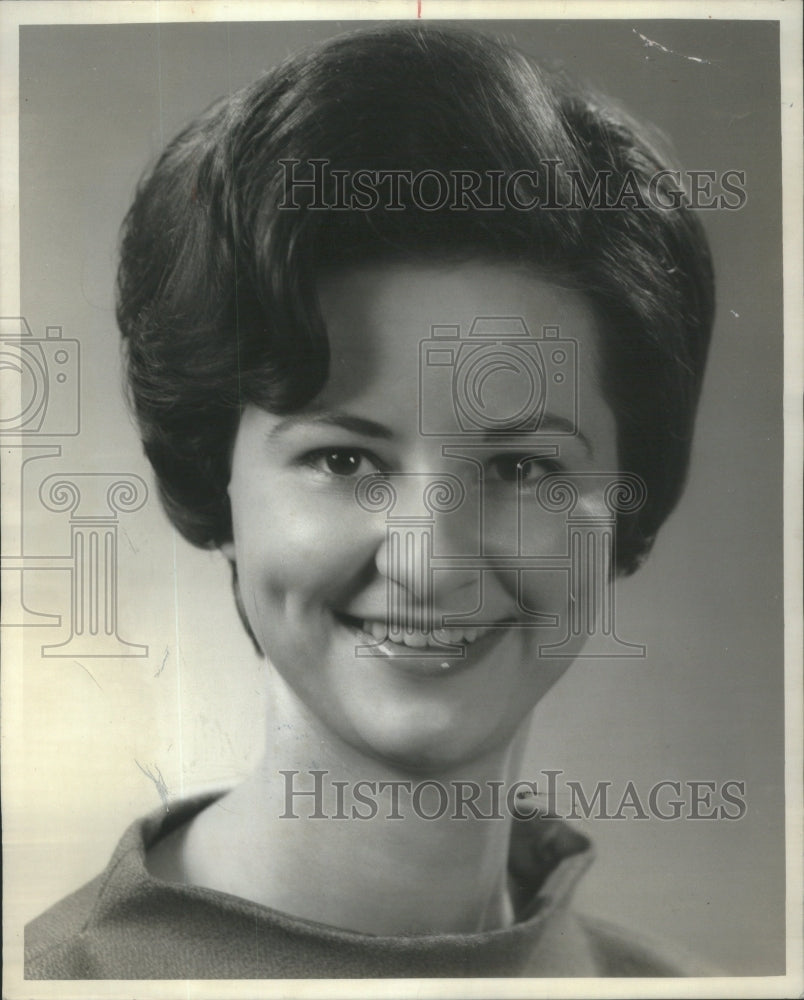 1968 Barbara Horton National Stereotape music guild Edro Roper - Historic Images