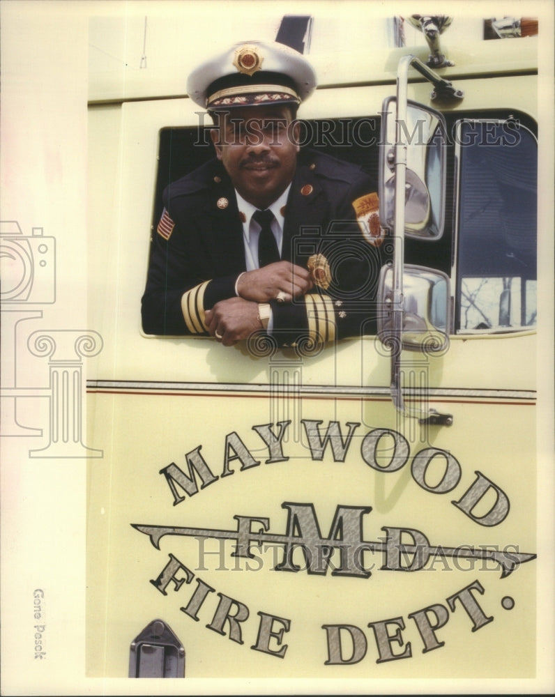 1981 Maywood First Black Fire Chief Youngest chief Dennis Hoffman - Historic Images