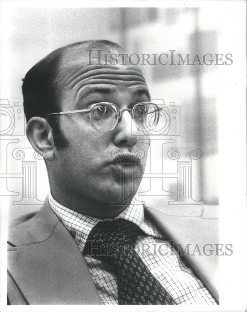 1977 Rabbi Jason Huebsch Larson Column Conference Room Interview - Historic Images