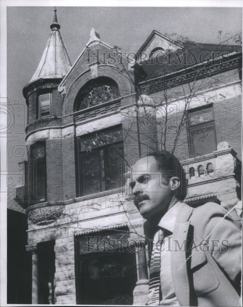 1975 Press Photo Wicker Park Lonu Frye Architect Canton Mansions Lincoln Depaul - Historic Images