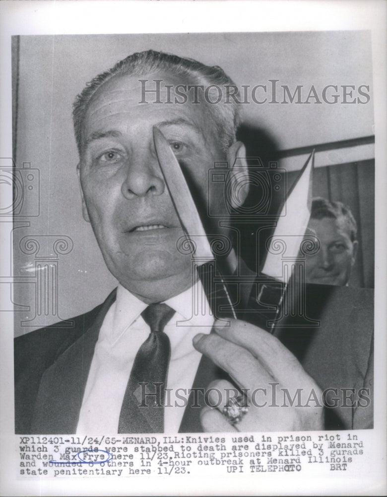1965 Knives Used by Riots in Ill. Prison. - Historic Images