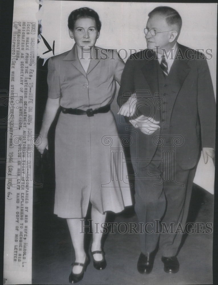 1946 Harold Ickes wife interior department auditorium secretary - Historic Images