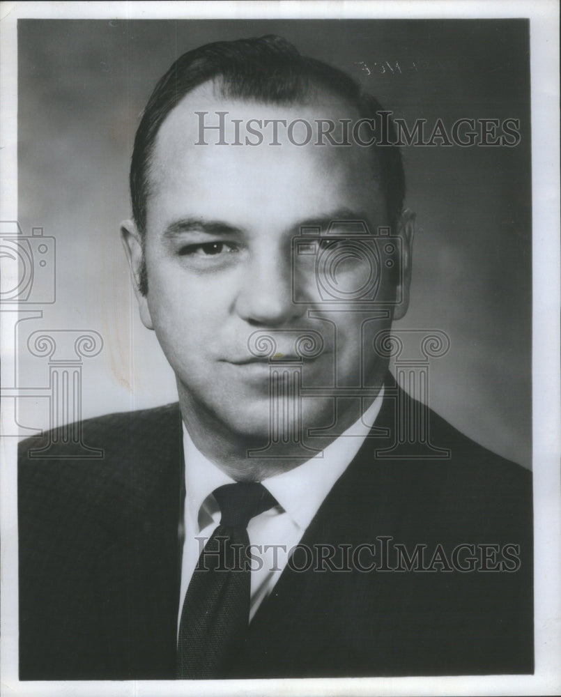 1974 Lawrence Kast principal Civil Engineer Metropolitan Sanitary - Historic Images