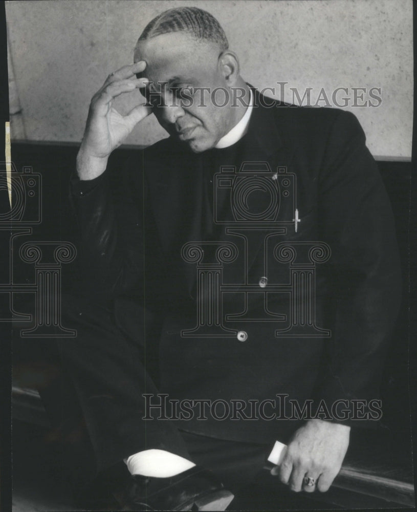 1964 Roosevelt Harper Protestant Chaplain-CookCounty Jail -Weinstein - Historic Images