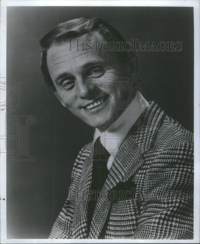 1976 Frank John Gorshin American actor comedian - Historic Images