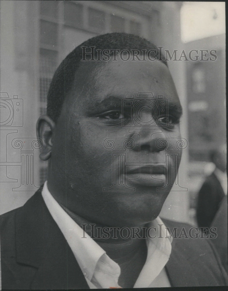 1966 Press Photo Chicago Native Ralph Henry Participates In Civil Rights March - Historic Images