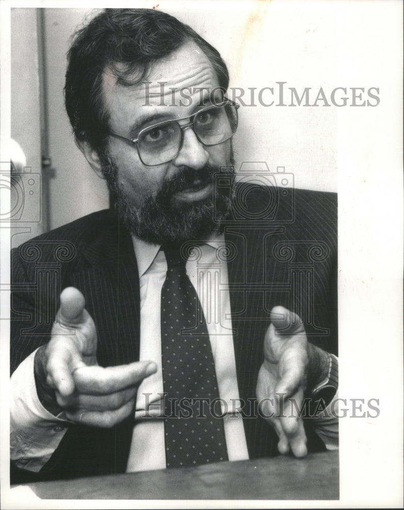 1986 Dr. Victor Herbert Hematologist Nutritional Specialist - Historic Images