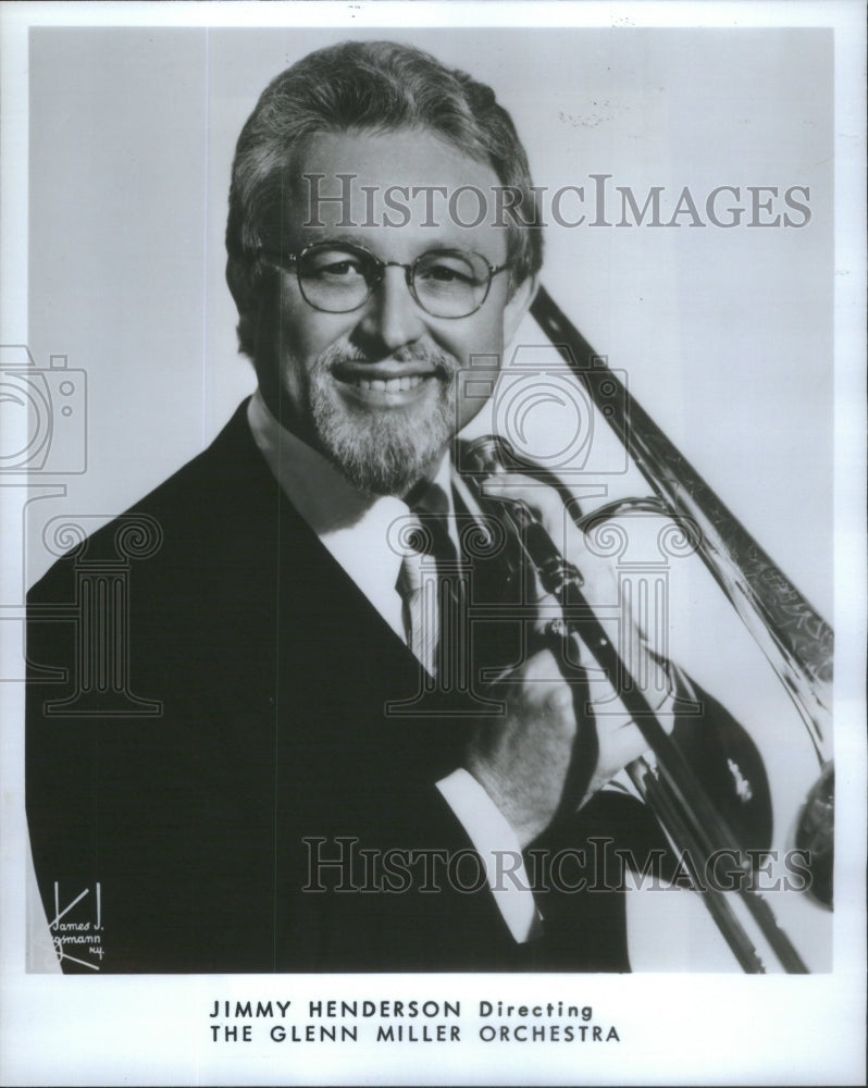 1980 Press Photo The Glenn Miller Orchestra Director Jimmy Henderson- RSA82223 - Historic Images