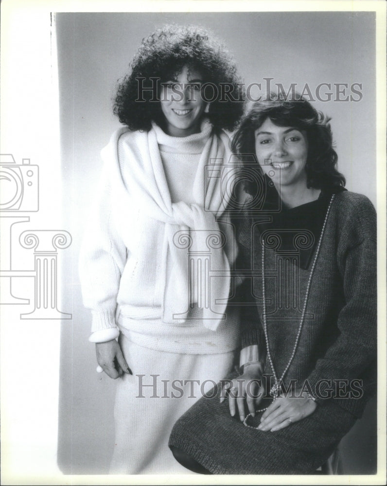 1986 Press Photo Laura Gordon Beth Rhymer Chicago designer- RSA82467 - Historic Images