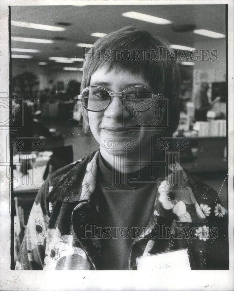 1975 Unwed Mother Laurie Baker - Historic Images