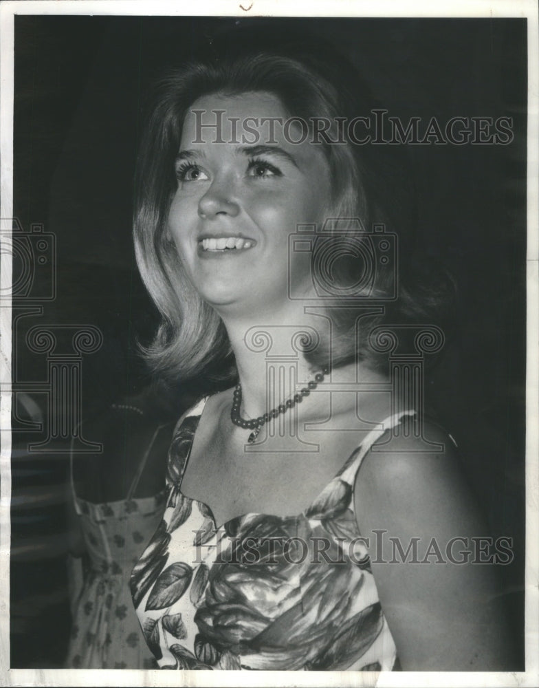 1963 Postdebutante Susan Bane at United Charities-Historic Images