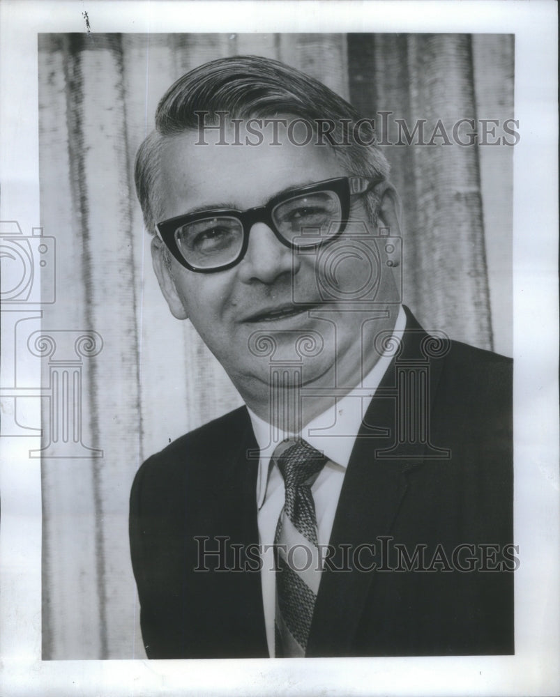 1970 Press Photo Steven Barnes McDonald Vice President- RSA82911 - Historic Images