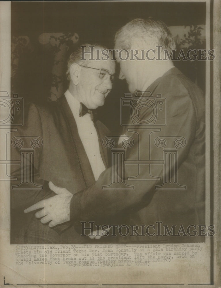 1968 President Johnson Greeting Governor Connally Austin Texas - Historic Images