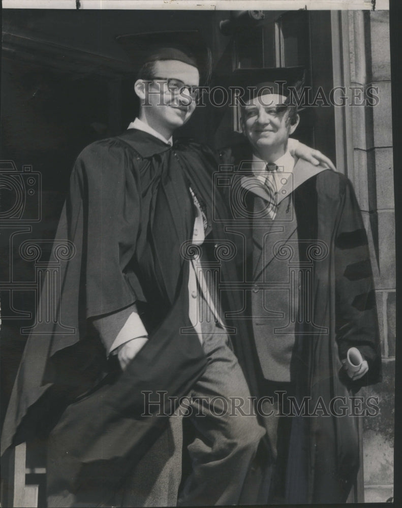 1949 Press Photo Sixteen year old University of Chicago student Carter Colwell - Historic Images