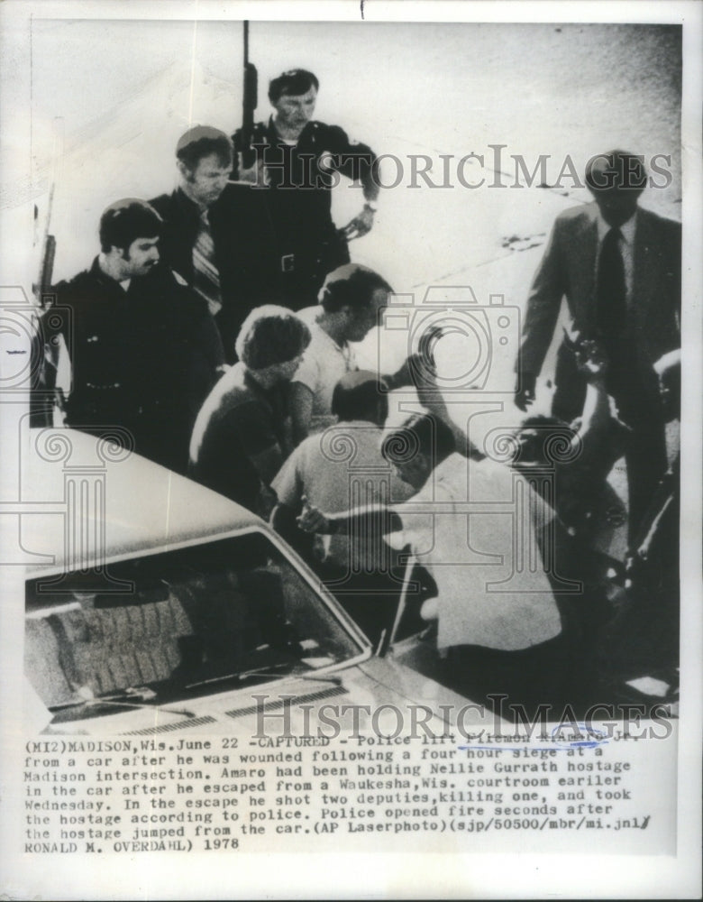 1978 Police Fileman Amaro Jr Madison Car Wounded - Historic Images