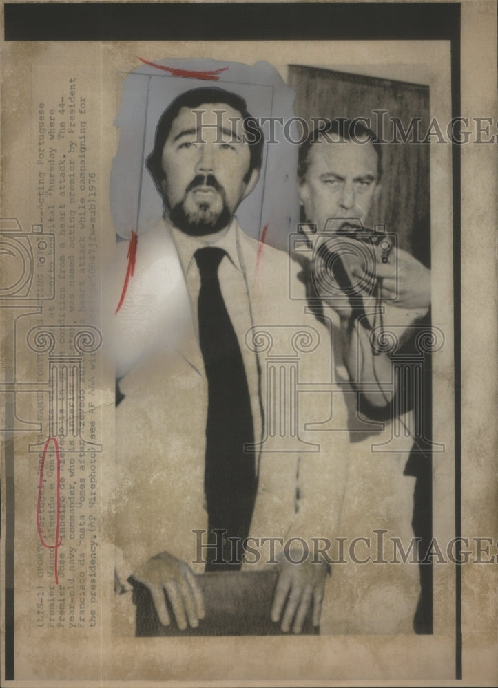 1976 Acting Portuguese Premier Costa Talking To Press - Historic Images